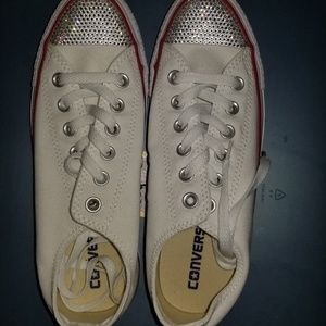 Bling toe Converse